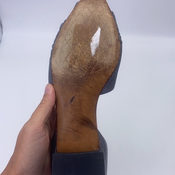 Donald Pliner - Dorsey Silver Leather Pointed Toe Flats Size 8.5 - Picture 8 of 15